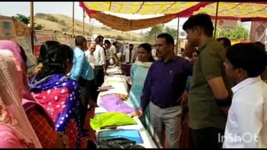 बड़गांव: जिला कलेक्टर ने किया ग्रामीण क्षेत्रों का दौरा, महंगाई राहत शिविरों का किया निरीक्षण