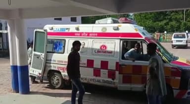 नरसिंहपुर: बरगी फाटक के पास टू व्हीलर अनियंत्रित होने से दो युवक हुए घायल, अस्पताल में कराया गया भर्ती