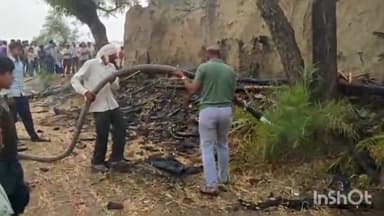 अतर्रा: दुरई माफी गांव स्थित 3 घरों में लगी भीषण आग, गृहस्ती का सारा सामान जलकर हुआ खाक