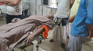 आरा: उधानपुर में बिजली का तार जोड़ने के क्रम में करंट लगने से युवक हुआ गंभीर घायल, इलाज के लिए सदर अस्पताल में कराया भर्ती