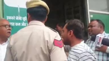 जगाधरी: बुढ़िया सरकारी गोदाम पर खाद लेने पहुंचे किसान ने मैनेजर पर लगाए अभद्रता का आरोप, मौके पर पहुंची पुलिस