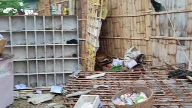 हरलाखी: फुलहर में तेज आंधी से दर्जनों घर हुए धराशायी, कई घरों के छप्पर उड़े; पीड़ितों ने प्रशासन से की मुआवजे की मांग