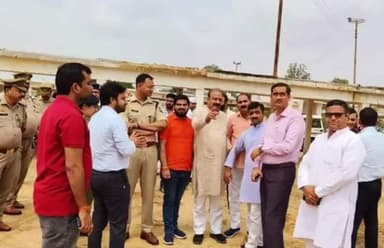 बुलंदशहर: 5 मई को नुमाइश मैदान में यूपी के मुख्यमंत्री के आगमन को लेकर तैयारियों में जुटा जिला प्रशासन