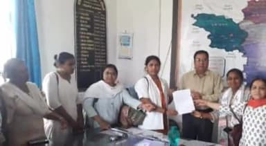 छोटीसादड़ी: छोटी सादड़ी में एएनएम अनिश्चितकालीन हड़ताल पर, सीएमएचओ को दिया ज्ञापन