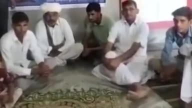 धोरीमन्ना: धोरीमन्ना मुख्यालय पर विश्व हिंदू परिषद बजरंग दल धोरीमन्ना के कार्यकर्ताओ की बैठक हुई आयोजित