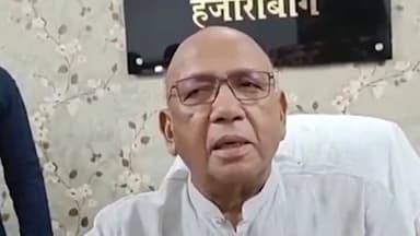 हज़ारीबाग: जमशेदपुर विधायक सरयू राय ने सर्किट हाउस में की प्रेस वार्ता।