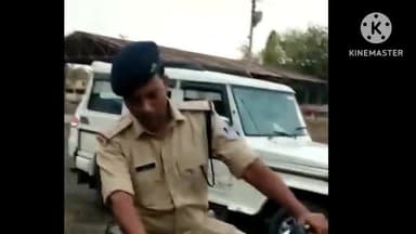 आगर: आगर यातायात पुलिस द्वारा मोटीफाइड साइलेंसर वाली बुलेट बाइक जप्त कर 1000 हजार रुपए की चालानी कार्रवाई की गई।