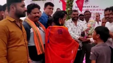 कोंडागांव: चौपाटी मैदान में जिला भाजपा कार्यकर्ताओं ने मजदूरों के साथ मनाया पूर्व मंत्री लता उसेंडी का जन्मदिवस