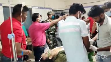 आरा: भोजपुर में कार ने बाइक सवार मॉल संचालक युवक को मारी टक्कर, युवक हुआ गंभीर घायल