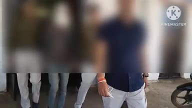 आगर: छावनी पंजाब नेशनल बैंक के आगे से आगर पुलिस ने धारदार हथियार के साथ एक व्यक्ति को पकड़ा, प्रकरण दर्ज