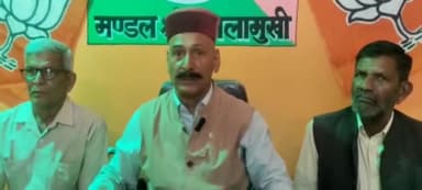 खुंडियां: सपड़ी से पनहार सड़क पर खर्च हो रहे 46 करोड़ 10 लाख- चंगर में बोले बीजेपी नेता रविन्द्र सिंह रवि