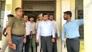 जलालगढ़: जिला अधिकारी ने जलालगढ़ प्रखंड कार्यालय के सभी रोस्टर का किया निरीक्षण