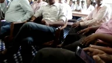 बनमनखी: उच्च माध्यमिक विद्यालय ढोढाई पिपरा के शिक्षकों ने शोकसभा आयोजित कर बनमनखी के मृतक शिक्षक को दी श्रद्धांजलि