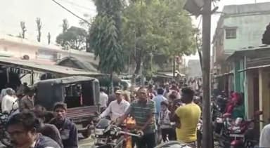 फारबिसगंज: फारबिसगंज रजिस्ट्री ऑफिस रोड में लगी भीषण जाम