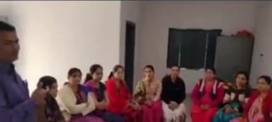 खुंडियां: चंगर में स्वयं सहायता समूहों के सदस्यों को मनरेगा के तहत औषधीय खेती करने के लिए किया गया प्रोत्साहित