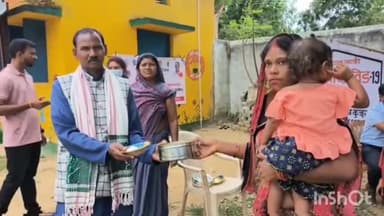 अंबिकापुर: महिला एवं बाल विकास ग्रामीण परियोजना के अंतर्गत मेंड्राकला सेक्टर में पोषण तुंहर द्वार कार्यक्रम का हुआ आयोजन