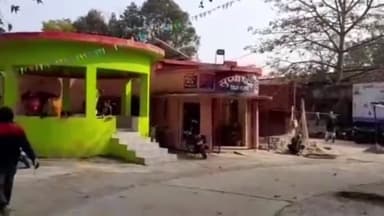 सुप्पी: पुलिस के द्वारा मोहिनी मंडल गांव में की गई छापेमारी, न्यायालय के द्वारा निर्गत वारंटी को किया गया गिरफ़्तार