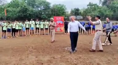 होशंगाबाद नगर: शहर के पुलिस परेड ग्राउंड पर पुलिस परिवार के बच्चों के लिए किया गया समर कैंप का आयोजन