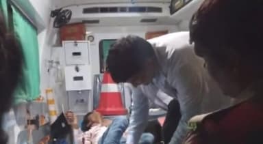 बस्ती: टेमा रहमत के पास हाईवे पर खड़े ट्रक में पीछे से घुसी डीसीएम, हादसे में डीसीएम चालक व खलासी हुए गंभीर रूप से घायल