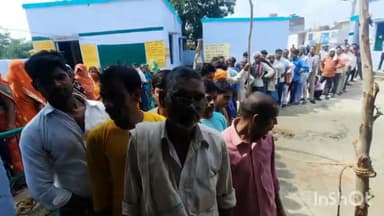 शाहबाद: शाहाबाद में कड़ी सुरक्षा व्यवस्था के बीच चल रहा नगर निकाय का मतदान, मतदाताओं में दिखा उत्साह