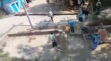 *बड़ी ख़बर*
*6 लोगो की गोली मारकर हत्या*
मुरैना में जमीनी विवाद में खूनी संघर्ष, 3 महिलाओं समेत 6 लोगों की गोली मारकर