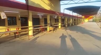 गोंडा: नवीन गल्ला मंडी में मतपेटिकाओं की CCTV से हो रही निगरानी, पुलिस बल मुस्तैद