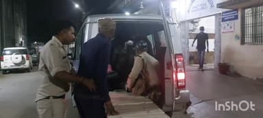 अंबिकापुर: भगवानपुर में साई कॉलेज के पास अज्ञात वाहन की टक्कर से बाइक सवार एक व्यक्ति हुआ घायल, डायल 112 ने पहुंचाया अस्पताल