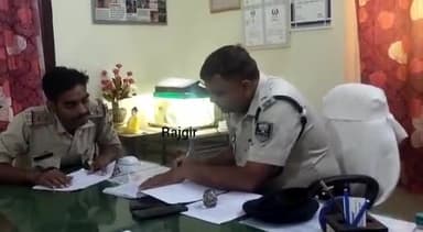 राजगीर: पुलिस ने राजगीर क्षेत्र के अलग-अलग स्थानों पर छापेमारी करते हुए शराब के नशे में 3 लोगों को गिरफ्तार करके भेजा जेल