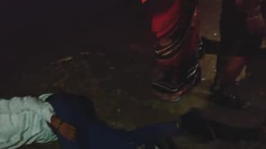 मुरलाडीह #रावटसगंज #सोनभद्र के पास ब्रेजा और बोलेरो में हुई जबरदस्त टक्कर घायल व्यक्तियों को पहुंचाया गया जिला अस्पताल