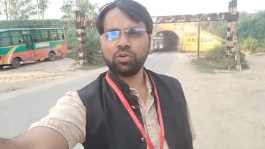 यह बना #पाकिस्तान_हिंदुस्तान का बॉर्डर जहां पर बड़े वाहन निकलना प्रतिबंधित सांसद विधायक #कठपुतली मौन हरदोई_लखीमपुर_जिला