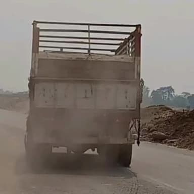 सोनपुर: पहलेजा घाट पुलिस ने कसमर से एक बालू लदे ट्रक को किया जब्त, चालक को भी किया गिरफ्तार