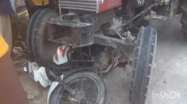 महसी: बुड़नवा पुल के पास ट्रैक्टर-ट्रॉली ने बाइक सवार को मारी टक्कर, हालत गंभीर होने पर ज़िला अस्पताल किया गया रेफर