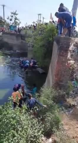 लाखों करोड़ों रुपए का गड्डी बंडल मिला मुरादाबाद नहर में,नगर निगम सासाराम क्षेत्र में भ्रष्टाचारियों का अड्डा,आशुतोष सिंह