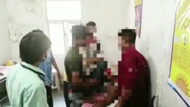 सिरोंज: ग्राम पंचायत पाटन के पास अज्ञात वाहन की टक्कर से बाइक सवार 2 लोग हुए घायल, शासकीय अस्पताल में उपचार जारी