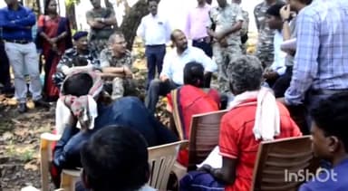 जगदलपुर: कलेक्टर विजय दयाराम पहुंचे चांदामेेटा ,ग्रामीणों की मांग पर विकास कार्यों में तेजी लाने का दिया भरोसा ..