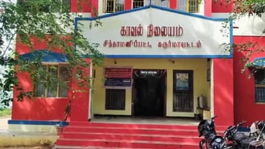 கடவூர்: தரகம்பட்டி தனியார் இருசக்கர வாகனம் ஷோரூம் அருகே முன்னாள் சென்ற கார் மீது பைக் மோதி விபத்து - இளைஞர் படுகாயம்
