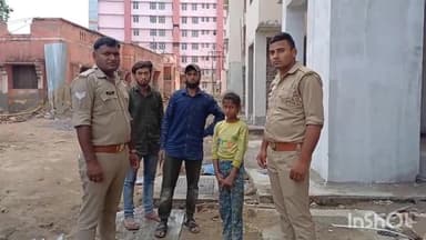 एटा: दुकान से सामान लेने गई बच्ची अपने परिजनों से बिछड़ी, पुलिस ने एटा अलीगंज चुंगी से बच्ची को किया दस्तयाब