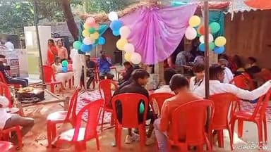 कादीपुर: बनबहा सिरखिनपुर में फूड प्वाइजिंग से 97 बाराती समेत घराती हुए शिकार, सीएचसी पर चल रहा है इलाज