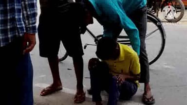 आंदर: प्रखंड कार्यालय के समीप बाइक का धक्का लगने से साइकिल सवार दिव्यांग युवक हुआ घायल, सामुदायिक स्वास्थ्य केंद्र में भर्ती