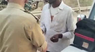 गौरिहार: रामपुर पुल पर गोरा थाना पुलिस ने लगाई वाहन चेकिंग, 10 लोगों के काटे गए चालान