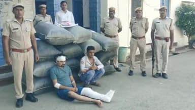 चित्तौड़गढ़: DST ने बलवंत नगर चौराहा पर 283 किलो 810 ग्राम अवैध डोडा चूरा सहित क्रेटा कार जब्त कर दो को किया गिरफ्तार