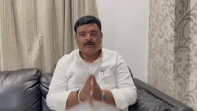 अपने नगर के विकास के लिए भाजपा को वोट दे। कल सुबह उठकर सबसे पहले भाजपा को वोट दे।
"भाजपा है तो भविष्य है"