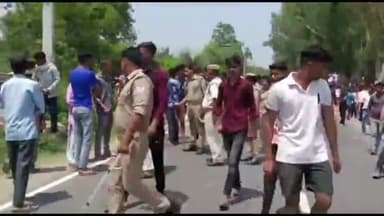 मुरादाबाद: मुरादाबाद-दिल्ली हाईवे पर सड़क पार कर रही दो महिलाओं को ट्रक और छोटा हाथी ने रौंदा, मोके पर हुई मौत