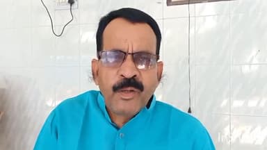 फारबिसगंज: राजद प्रदेश सचिव सुरेश पासवान ने फारबिसगंज में कहा केन्द्र सरकार लोगों को ठगने का कार्य कर रही है।