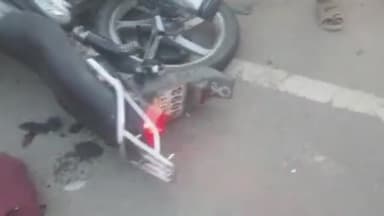 हुसैनगंज: सुरापुर के पास हुई पिकअप व बाइक की जोरदार टक्कर में 2 लोगों की हुई मौत