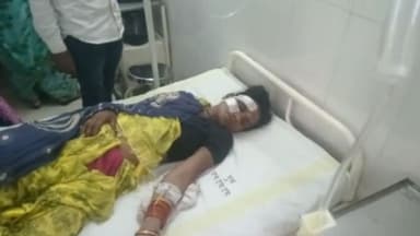 पन्ना: ग्राम उमरिया में अज्ञात बाइक की टक्कर से बाइक सवार महिला हुई घायल, सीएचसी से जिला अस्पताल किया गया रेफर