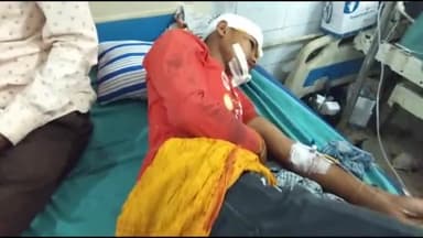 दरभंगा: मधुबनी के एनएच 56  पर एक युवक ट्रक से घायल गंभीर अवस्था में पहुंचा डीएमसीएच