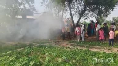 एटा: संदिग्ध परिस्थितियों में बुर्जी में लगी भीषण आग, ग्रामीणों ने आग पर पाया काबू, थाना सकीट के रैवाड़ी का मामला