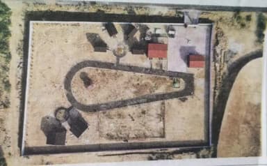 अटारी बाघा बॉर्डर की तर्ज पर गुजरात के नडाबेट में सीमा दर्शन और परेड के बाद अब बॉर्डर चित्रण सफारी प्रोजेक्ट तैयार है इसके अंतर्गत लोगों की सुविधा के लिए टेंट सिटी तैयार की गई है यहां पर्यटकों को ठहरने की व्यवस्था रहेगी को2 पॉइंट 9 7 करोड़