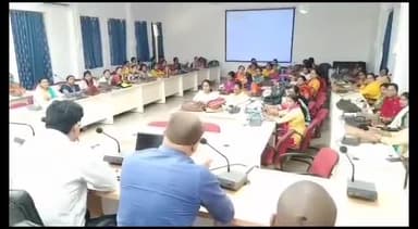 बेगूसराय: कारगिल भवन में ICDS विभाग के LS का हुआ प्रशिक्षण, पोर्टल पर अपलोड के बताए टिप्स